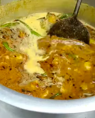 Bhandare Wale Aloo Tamatar ki Sabzi aloo puri